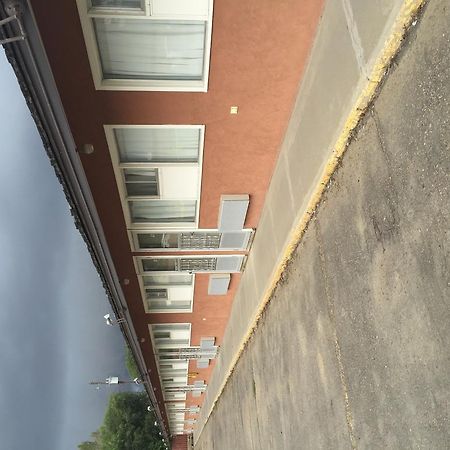 Westwind Motel Swift Current Eksteriør billede